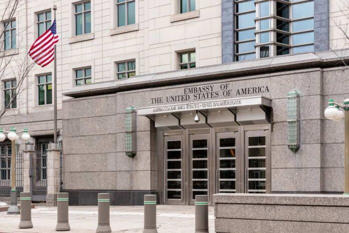 New U.S. Ambassador to Canada Takes Role Amidst Trade Challenges