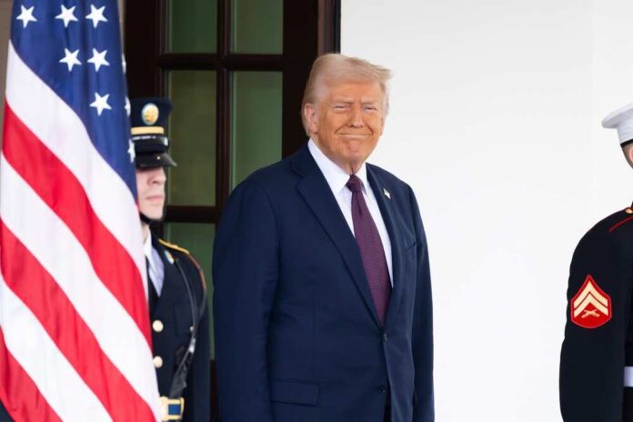 Democrat Senator Defends Trump’s Military Parade Honoring U.S. Army's 250th