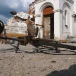 Masked ISIS Attacker Opens Fire, Detonates Bomb in Damascus Church Masked ISIS Attacker Opens Fire, Detonates Bomb in Damascus Church