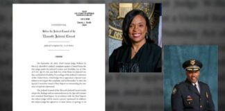 Judge had sex in chambers with senior police official during business hours, report says